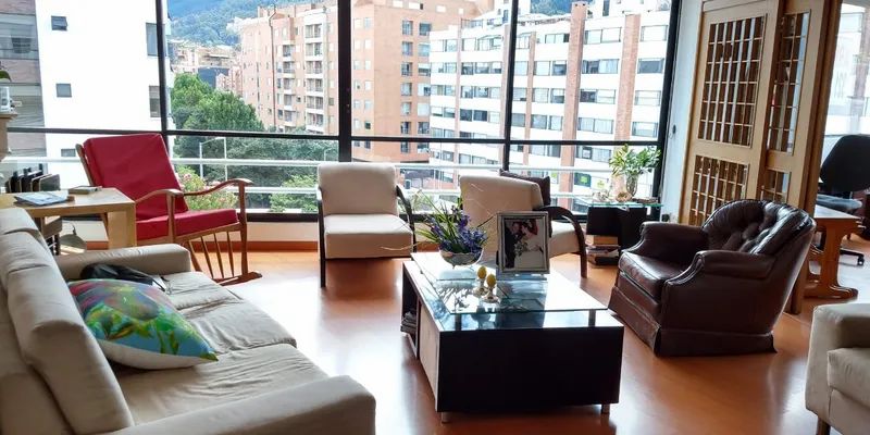 Apartamento en arriendo Santa Bárbara Central Apartamento en arriendo Santa Bárbara Central 185 m² - $ 5.000.000