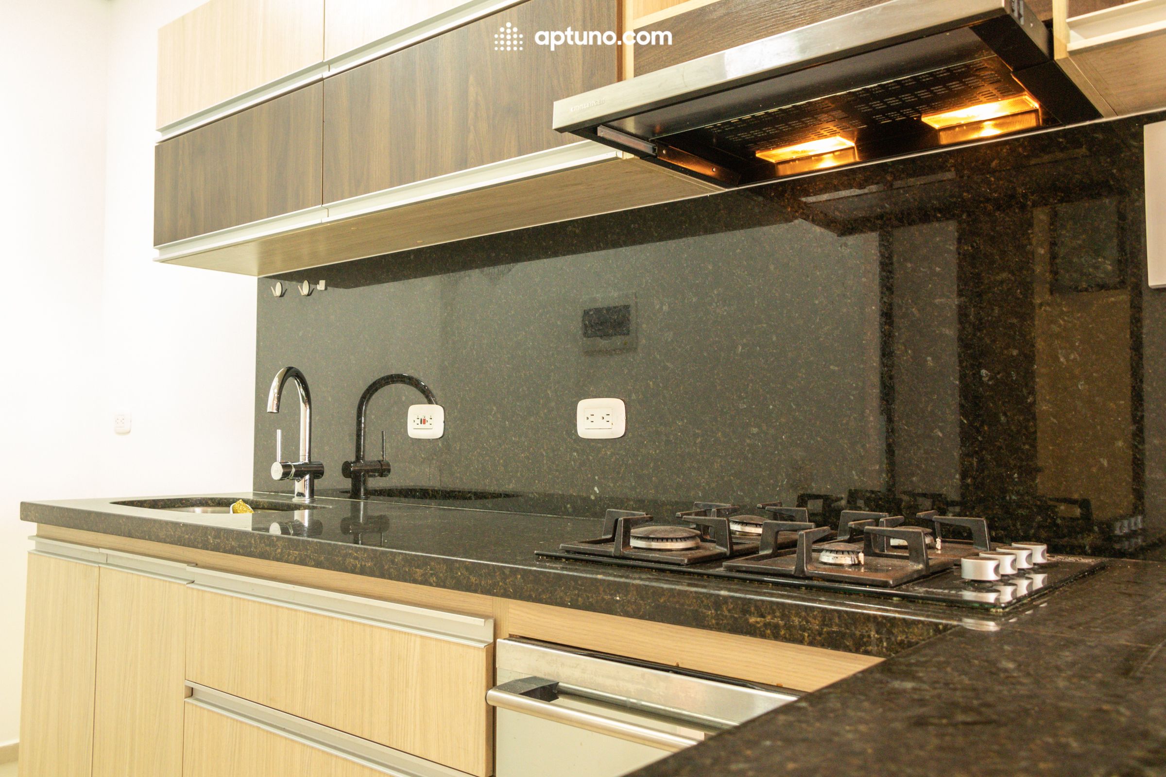 Apartamento en arriendo Los Cedros 74 m² - $ 2.355.000