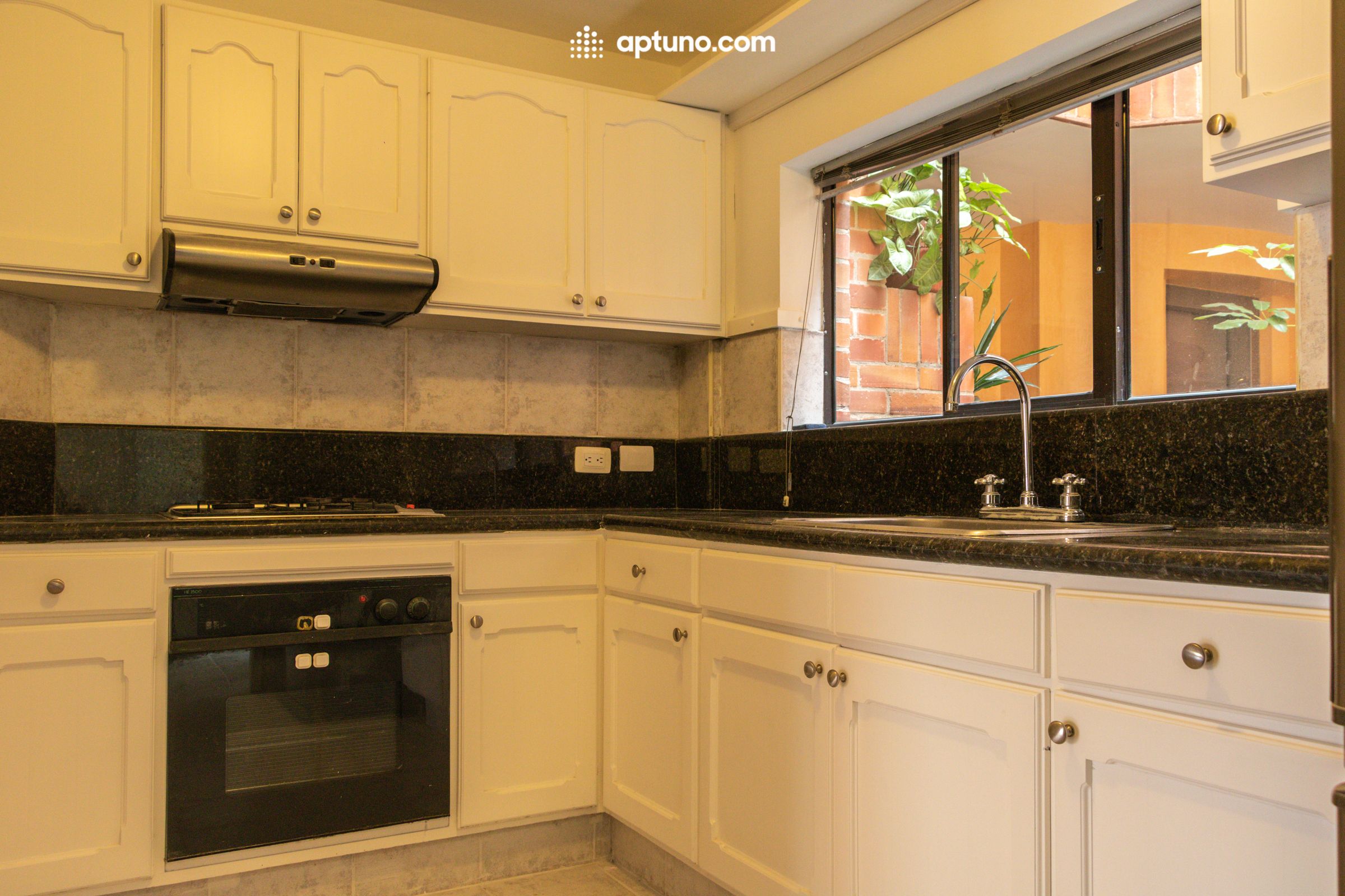 Apartamento en arriendo Santa Bibiana Apartamento en arriendo Santa Bibiana 109 m² - $ 2.900.000