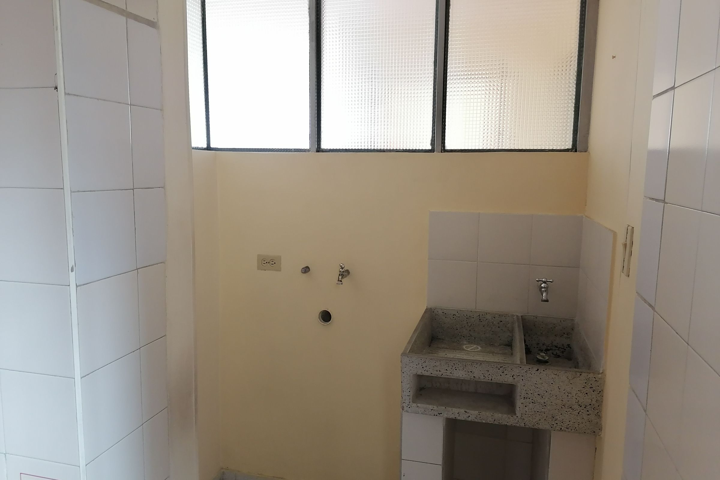 Apartamento en arriendo José Joaquín Vargas 80 m² - $ 1.000.000
