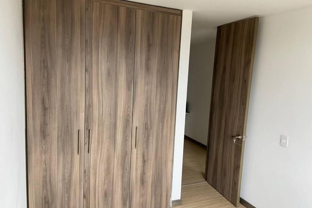 Apartamento en arriendo Ferrocaja Fontibón Apartamento en arriendo Ferrocaja Fontibón 87 m² - $ 2.500.000