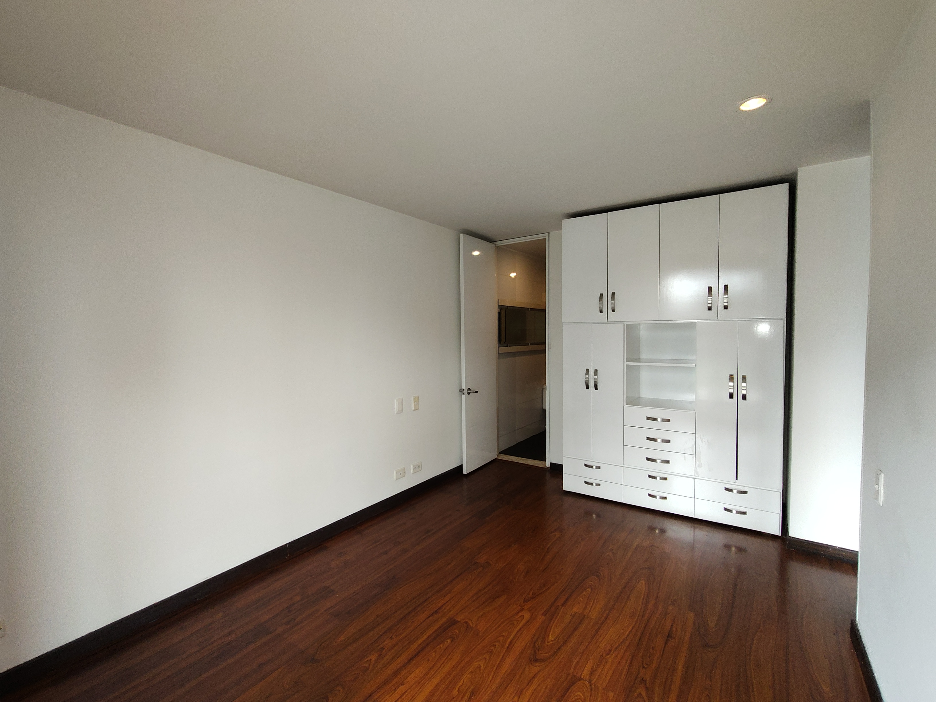 Apartamento en arriendo La Esperanza Norte Apartamento en arriendo La Esperanza Norte 0 m² - $ 2.300.000